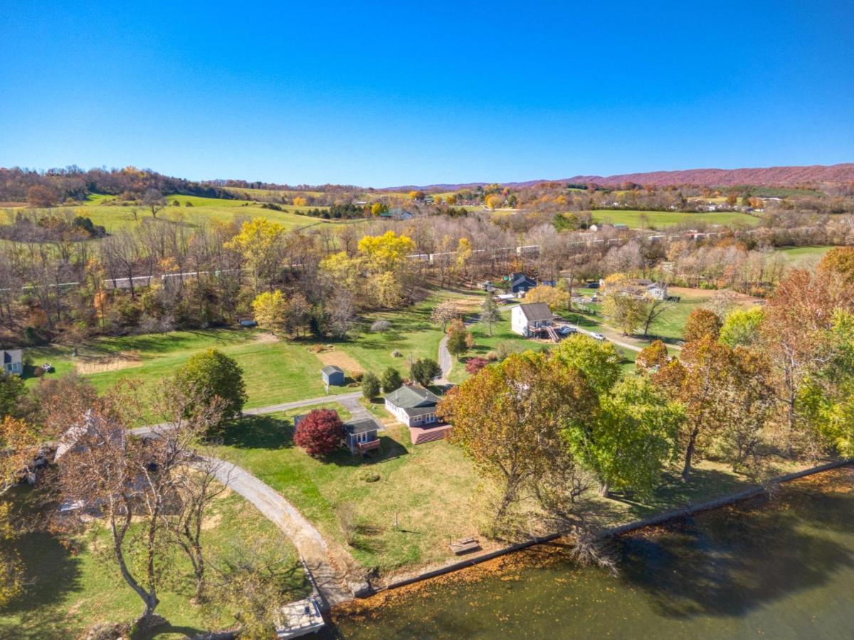 House On The New River, 3Br, 20 Minutes From Vt Radford Exteriör bild